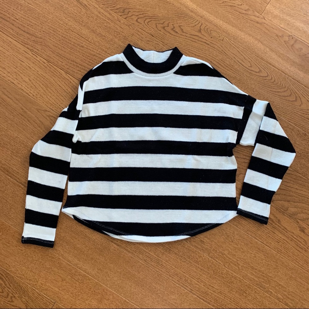 Socialite Mock Turtleneck Rounded Hem Sweater